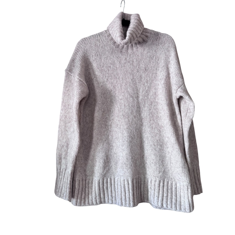 Everlane Light Gray Turtleneck Sweater
